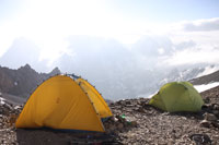 Ascent az AMA-kettős (6812 m)