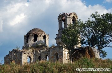 Biserica sfintelor arcuri într-un sat care a dispărut lacuri, altare, temple din Crimeea, obiective turistice din Crimeea