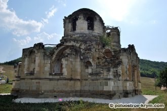 Храм святого луки в зниклому селі лаки, святині, храми криму, пам'ятки криму