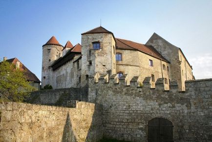 Castelul Burgau