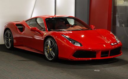 10 Interesante despre Ferrari, care sunt preferate să nu se răspândească
