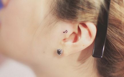 25 tatuaje foto pe urechea care iti place