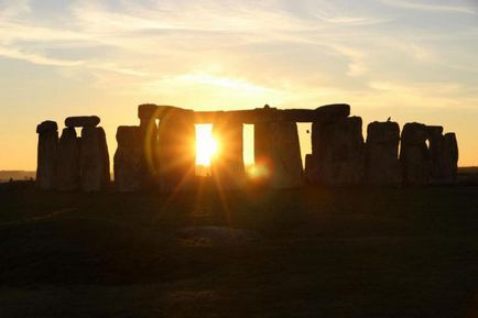 7 lucruri pe care ar trebui să le cunoașteți despre Stonehenge