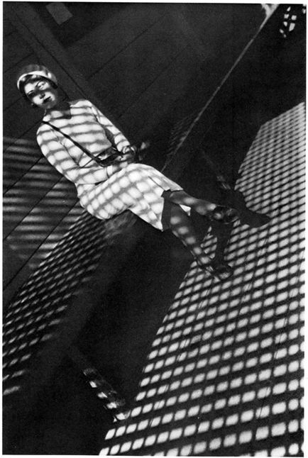 Alexander rodchenko - pionier al fotografiei sovietice și al designului grafic