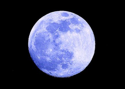 Велика вселеннаяголубая місяць 31 серпня 2012 року