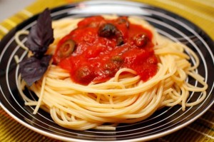 Ce să gătești cu spaghete (top 5 rețete)