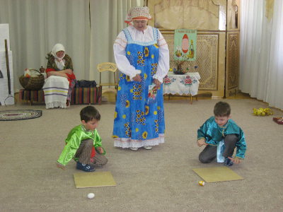 Grădiniță - un curcubeu - dar un cerc în stea - 