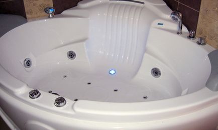 Джакузі - розміри і форми гідромасажних ванн відео
