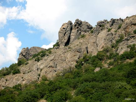 Excursie la rezervația naturală Karadag din Crimeea