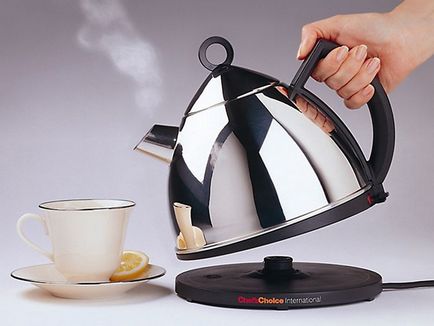 Cum să curățați ceainicul de scară