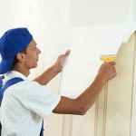 Cum să faceți hârtie de perete în mod corespunzător pe perete cu propriile mâini