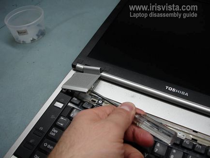 Hogyan szétszedni laptop Toshiba Portege S100 - blogofolio újszerű Paulova