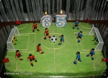 Hogyan készítsünk egy futballpálya kezével hack (kéz) Hogyan készítsünk egy futballpálya kezével csapkod