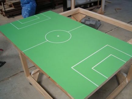 Hogyan készítsünk egy futballpálya kezével hack (kéz) Hogyan készítsünk egy futballpálya kezével csapkod