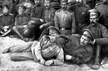 Ahogy a híres emberek a katonai szolgálatot (Army) Hogyan híres ember szolgált a hadseregben