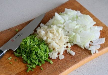 Calzone cu pui și broccoli