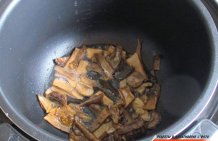 Картопля з сушеними грибами в мультиварці покроковий рецепт з фотографіями