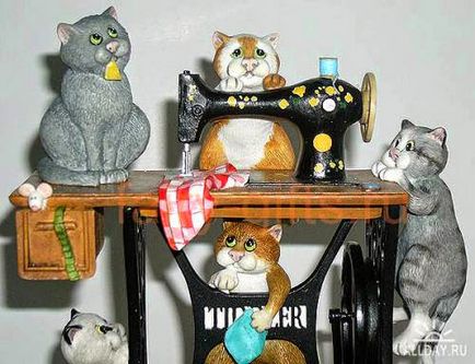 Pisicile artistului Linda Jane Smith - tablouri și figuri colectionabile, orașul pisicilor