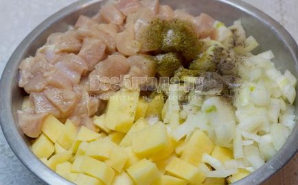Kurnik csirkével és burgonyával a joghurt recept lépésről lépésre fotók, minden étkezés