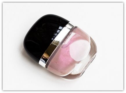 Marc jacobs fluorescent beige 142 enamored hi-shine nail lacquer swatches - review