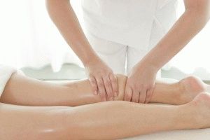 Masaj cu caracteristici de artrită reumatoidă, recomandări, reguli