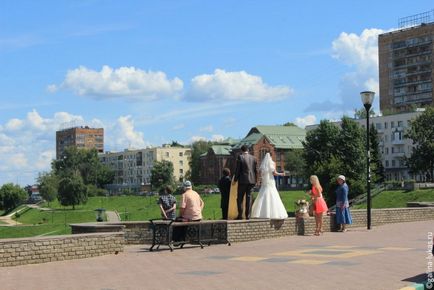 Набережна Федоровського в Нижньому Новгороді - витончений - лабіринт - на Окском схилі, клуб