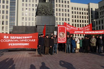 Наші партквитки «спливають» в посольствах як підстави для політичного притулку »