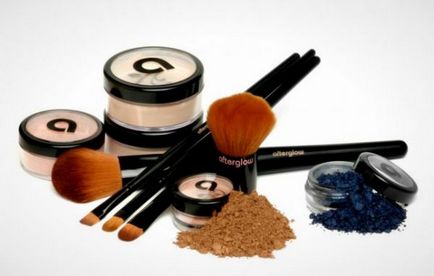 Cosmetice organice - 10 branduri pe care trebuie să le cunoașteți