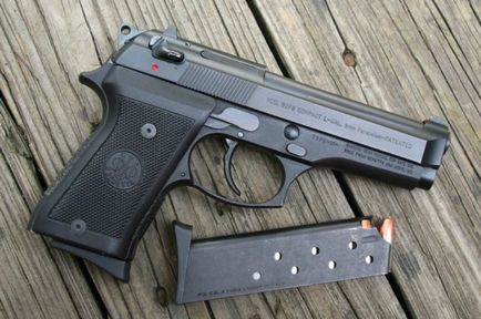 Pistole beretta m 92fs