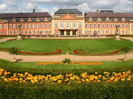 Excursii de la Castelul Praga Cehă Sternberg - Castelul Konopiště - Castelul Dobris - Castelul Karlštejn - Republica Cehă