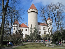 Excursii de la Castelul Praga Cehă Sternberg - Castelul Konopiště - Castelul Dobris - Castelul Karlštejn - Republica Cehă