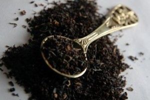 Beneficiile ceaiului negru pentru față