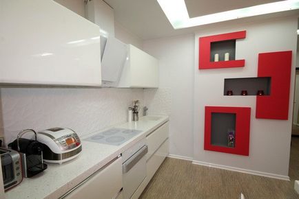 Designul practic al unui apartament cu o cameră pentru o familie de 3 persoane