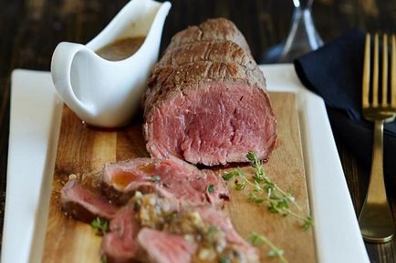 Sült marhahús - egy recept egy fotót ízletes és lédús hús