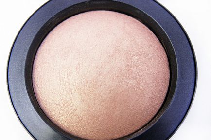 Blush mac mineraliza roșu în suflet cald umbra (foto