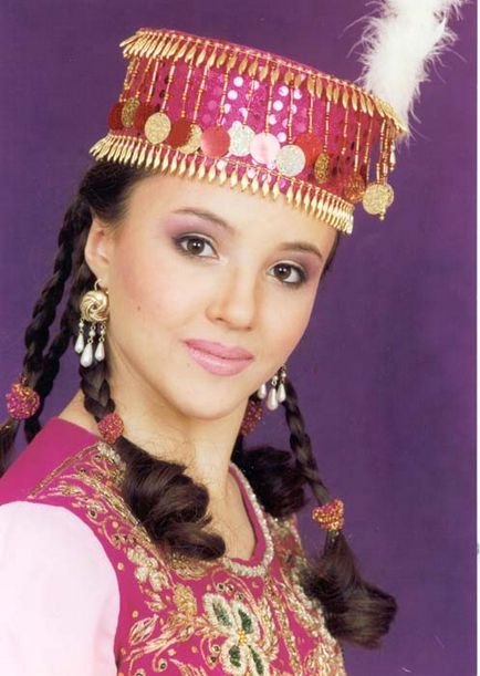 Найкрасивіші кримські татарки (24 фото)