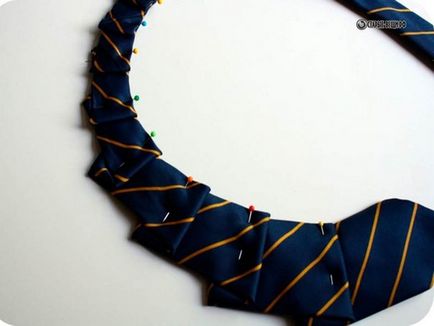 Stílusos női nyakörvek férfi nyakkendők (varrás és szabás), Journal of inspiráció házivarrónő