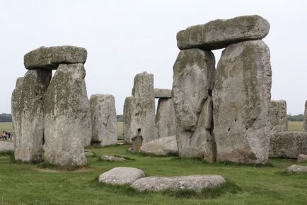 Fapte și legende din Stonehenge, punct de plecare