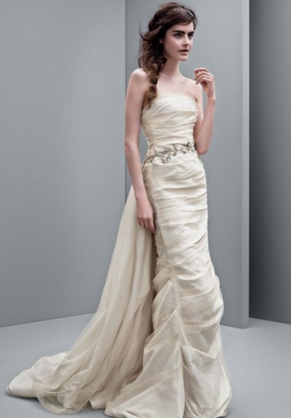 Nunta modă fildeș - culoarea de lux și stil, rochii de moda