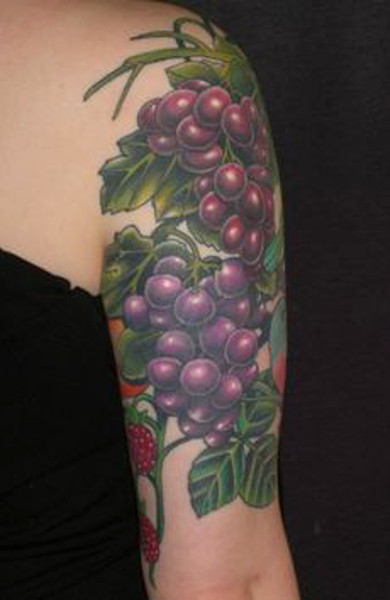 Tattoo grapes - sensul, schițe și fotografii de tatuaje