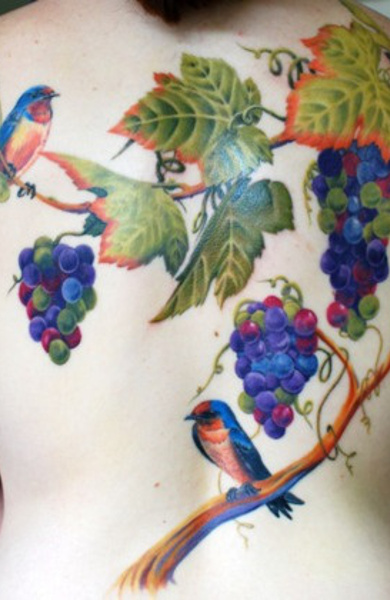 Tattoo grapes - sensul, schițe și fotografii de tatuaje