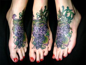 Виноград татуювання (значення, ескізи, фото), tattoofotos