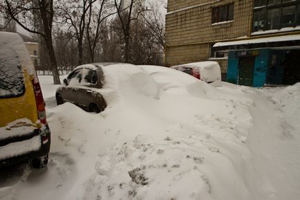 У києві другу добу тривають аномальні снігопади