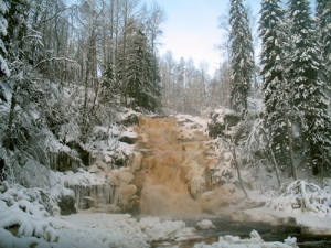 Водоспад білі мости, республіка Карелія, росія