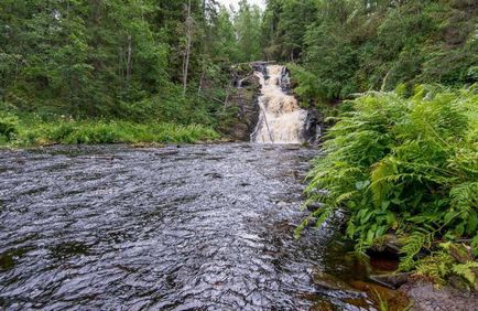 Cascade albastre de podea (yukankoski) - bucurați-vă de frumusețile din Karelia