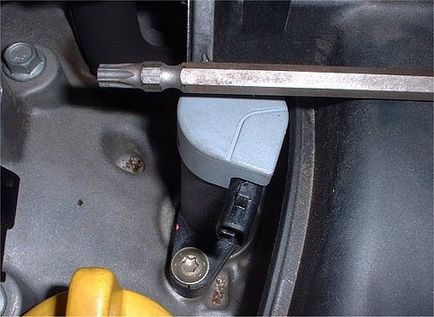 Înlocuirea bujiilor cu renault megane (lumanari) Înlocuirea bujiilor cu renault megane
