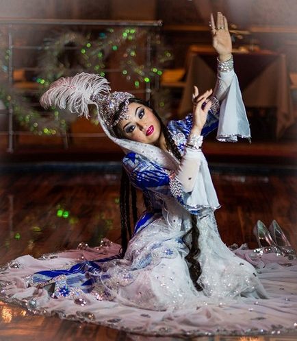 Zamira Salim este un om care răspândește cultura uzbecă în America prin dans