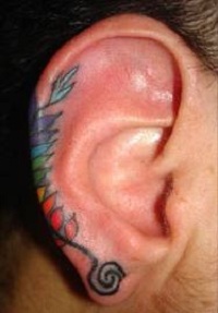 Importanța tatuajului pe ureche