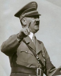 10 Accidente, din cauza cărora Hitler a putut să vină la putere