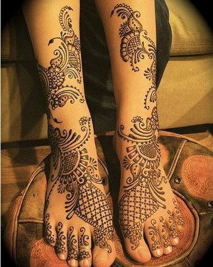 6 Tatuaj henna neobișnuit pe picioare - tatuaje pe